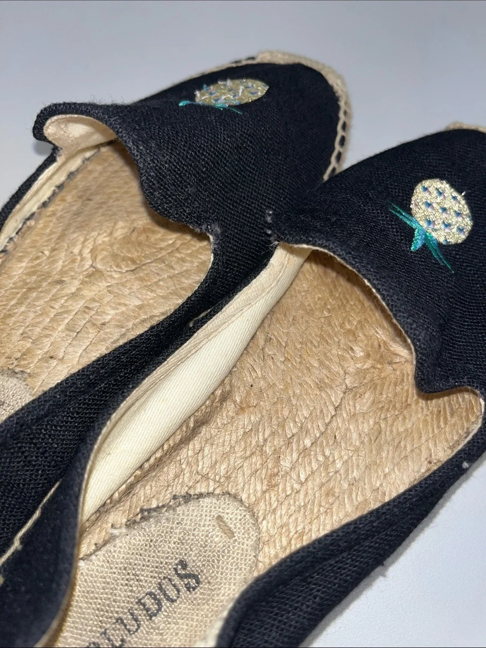 Soludos Black Espadrilles with Pineapple Embroidery Size 8